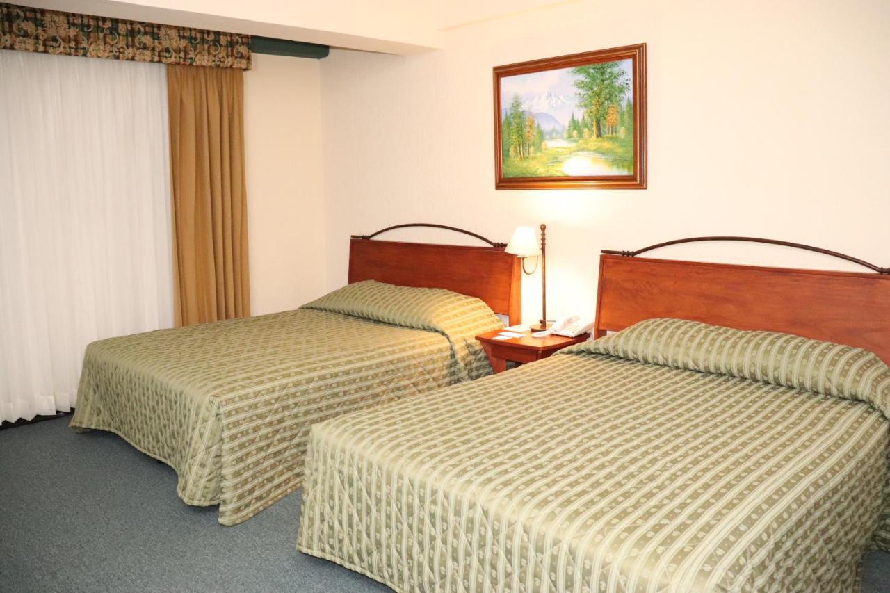 Hotel La Riviera De Atitlan ปานาคาเชล ภายนอก รูปภาพ