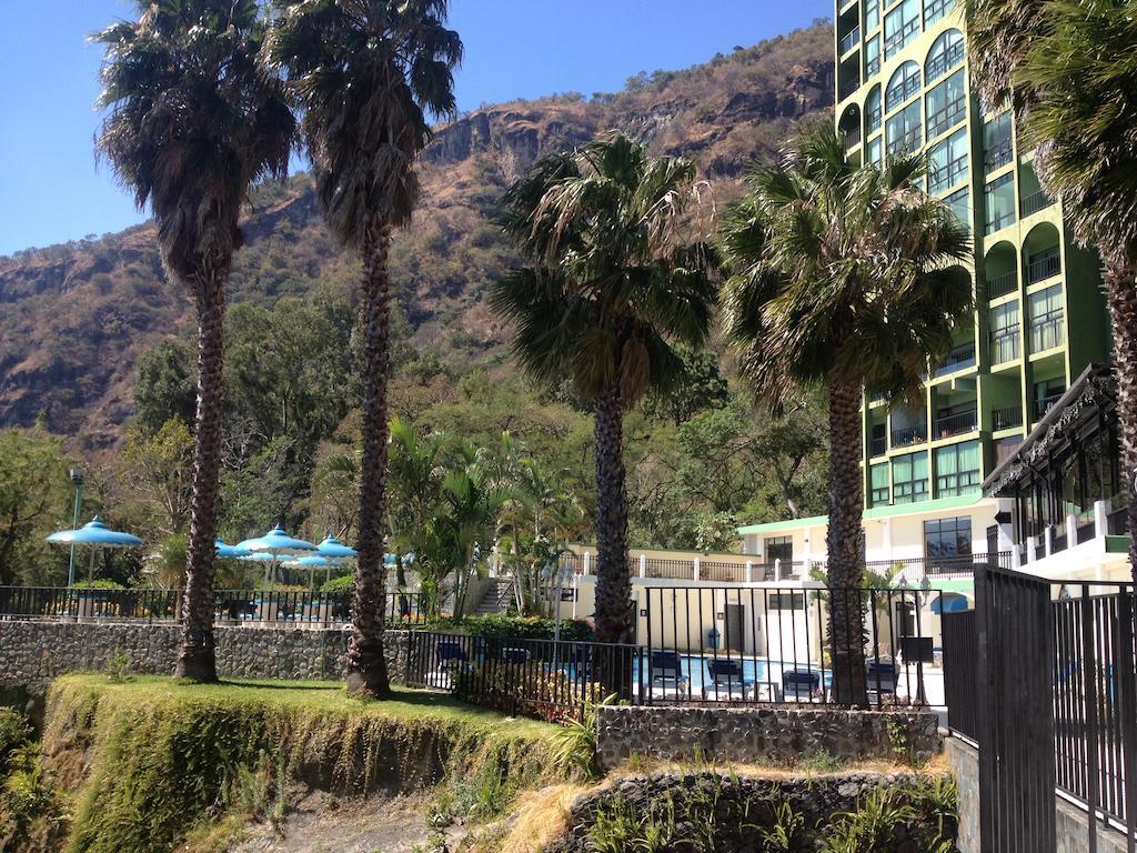 Hotel La Riviera De Atitlan ปานาคาเชล ภายนอก รูปภาพ