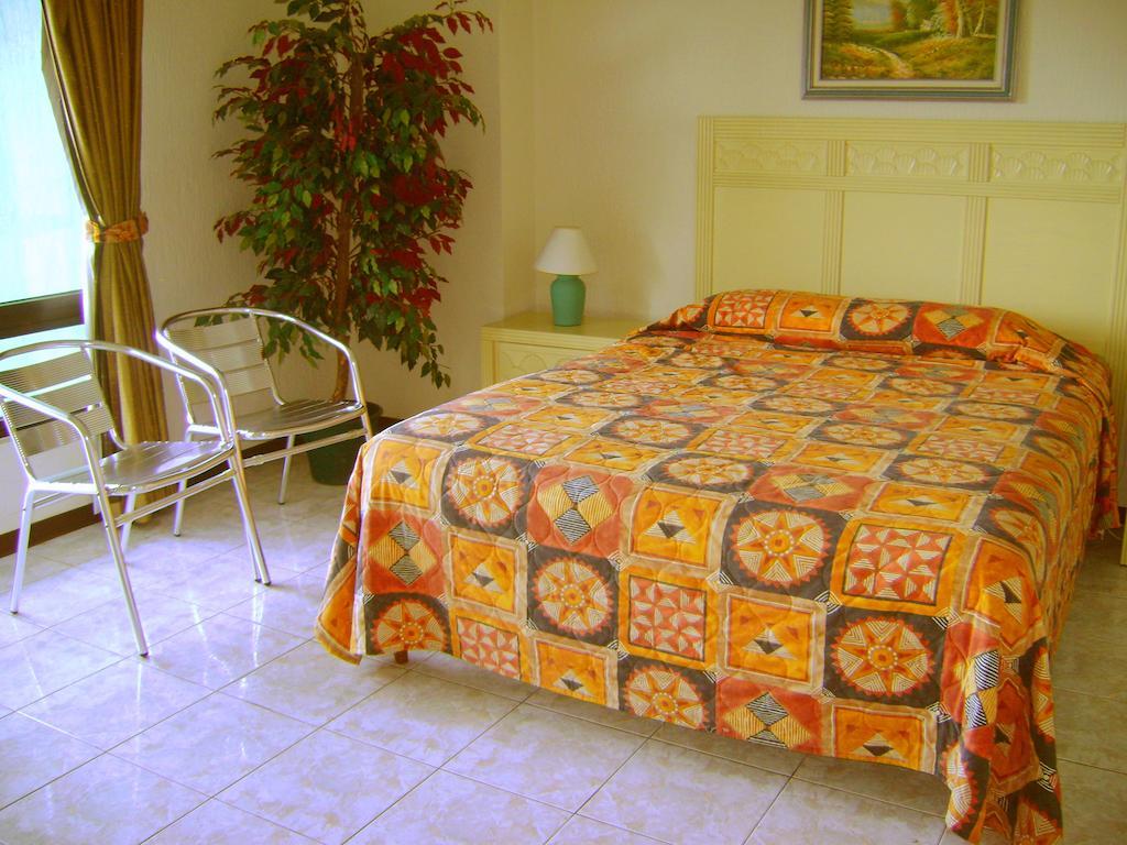 Hotel La Riviera De Atitlan ปานาคาเชล ห้อง รูปภาพ